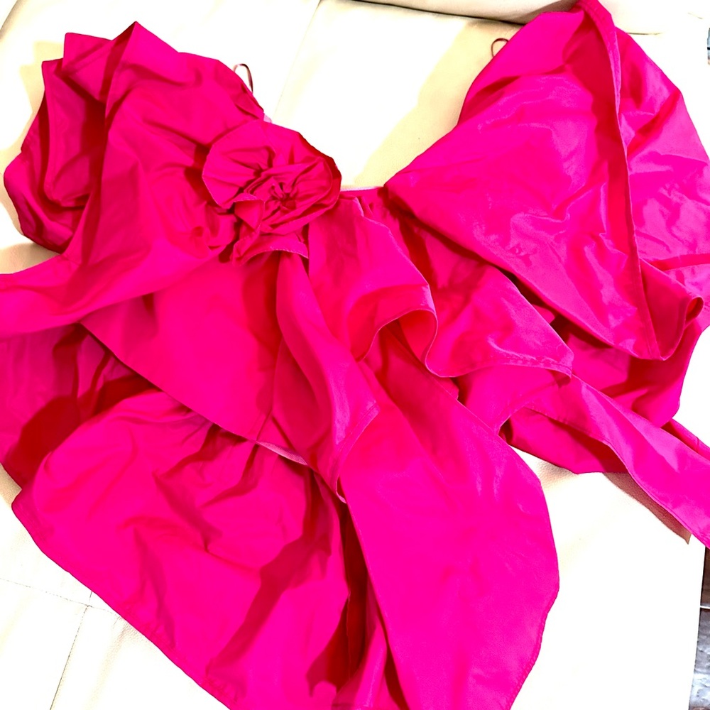 ZARA BRAND NEW WITH TAGS WOMEN ASYMMETRIC RUFFLED TOP FUCHSIA FLOWER, M